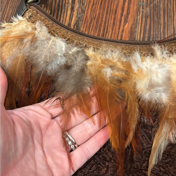 Prezzo Leather feathers And Crushed Velvet Handbag With Studs - Picture 3 of 6